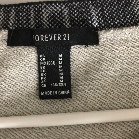 Forever21 lounge top - Picture 2 of 4